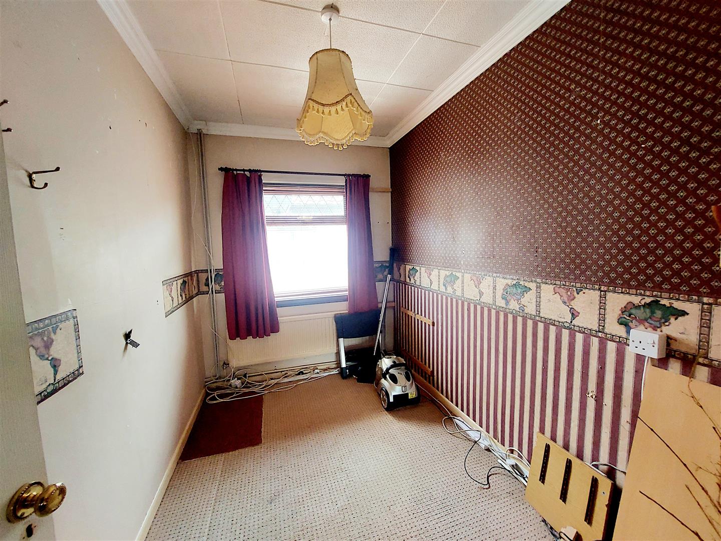 Heol Nantlais, Gorseinon, Swansea, SA4 4LS